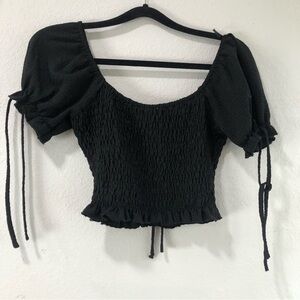 le lis cropped top black size:S